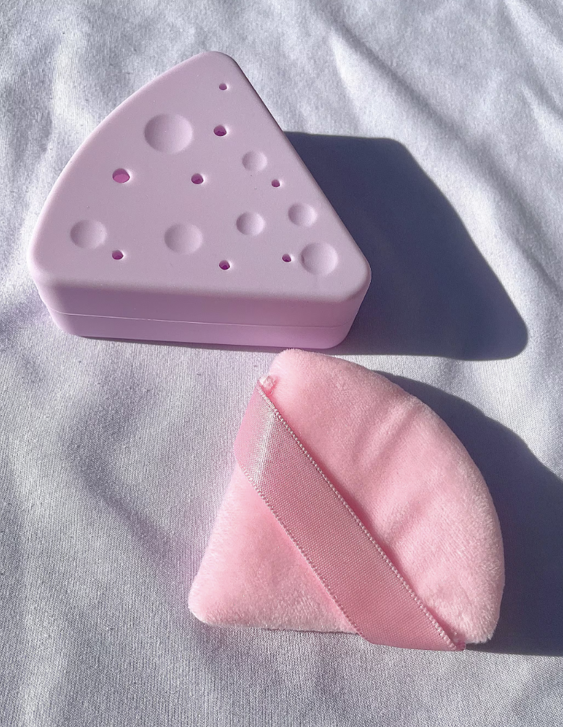 cute pink girl make up
make up must have
make up for girls
triangle powder puff
gifts for girls
cute cosmetic gift
cosmetic powder puff
triangle powder puff case