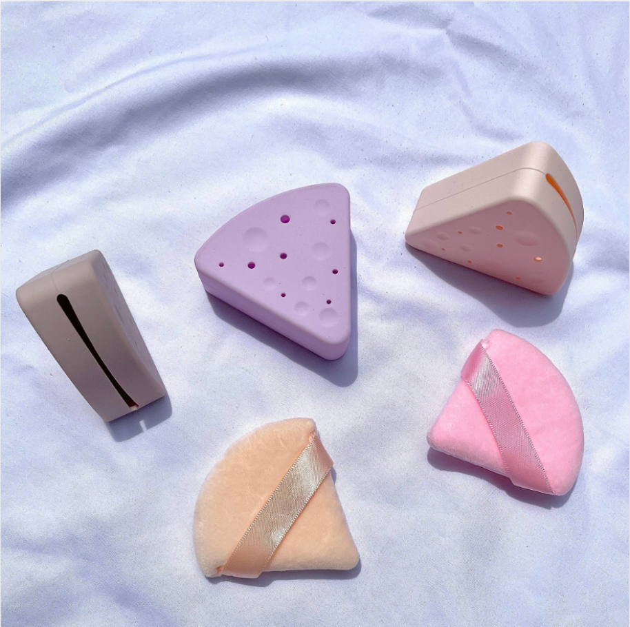 cute pink girl make up
make up must have
make up for girls
triangle powder puff
gifts for girls
cute cosmetic gift
cosmetic powder puff
triangle powder puff case